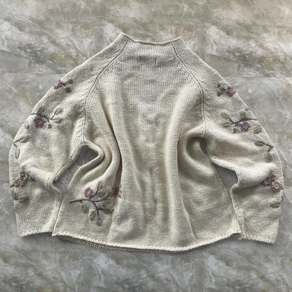 Coldwater Creek Floral Embroidered Patchwork Cream Sweater - Picture 8 of 8